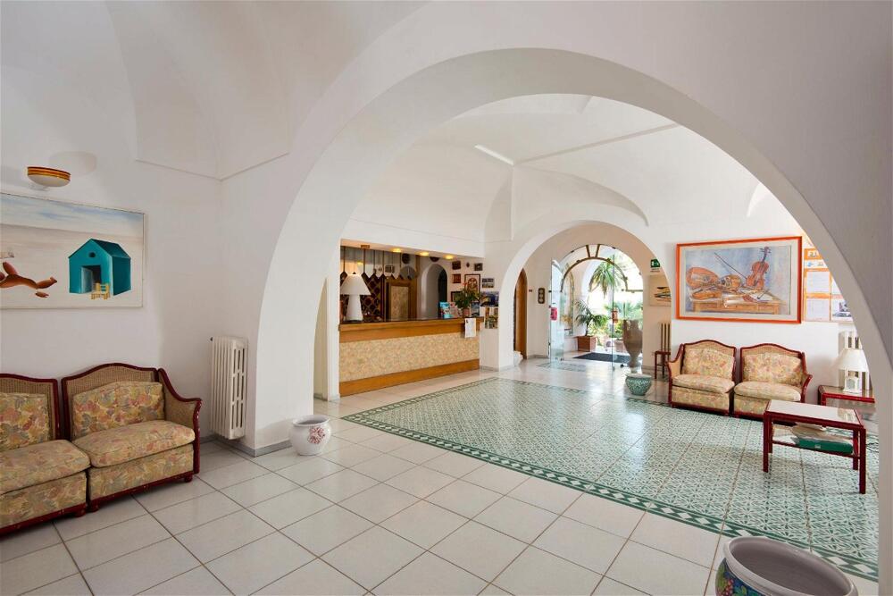 Offerte Luglio Hotel Colella Forio Terme ASL, Piscine e Benessere Lastminute Festa di Sant Anna
